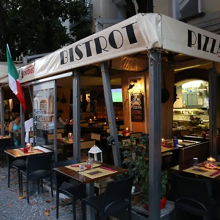 Centro Storico Couette-café Salernes