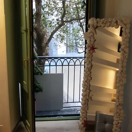 Centro Storico Couette-café 2*