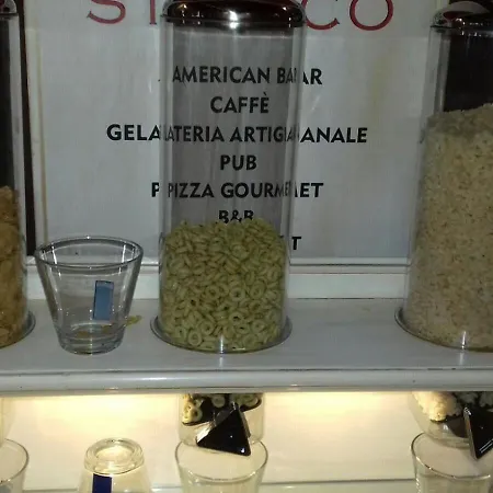 Centro Storico Couette-café 2*